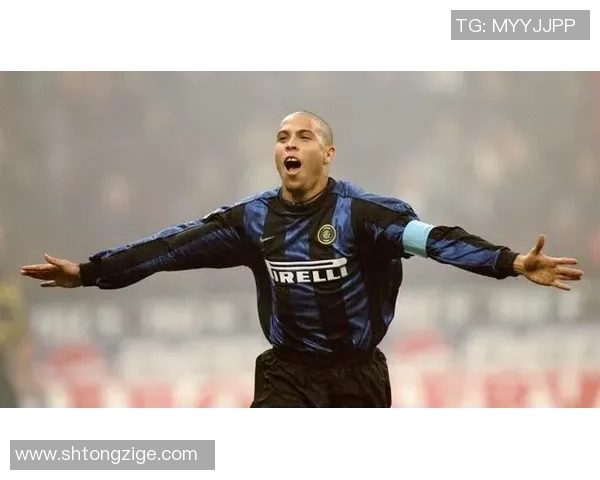 足球界各位置顶级球星解析 从门将到前锋的传奇人物与影响力分析